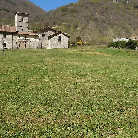 Abbazia Ss. Quirico E Giulitta Hotel