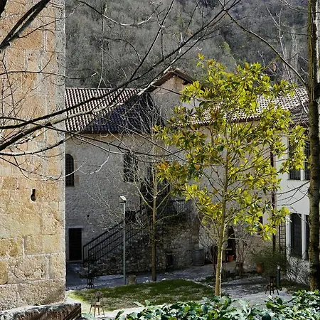 Abbazia Ss. Quirico E Giulitta