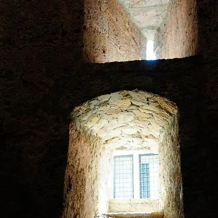 Abbazia Ss. Quirico E Giulitta Hotel