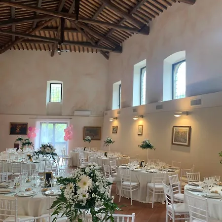 Abbazia Ss. Quirico E Giulitta *