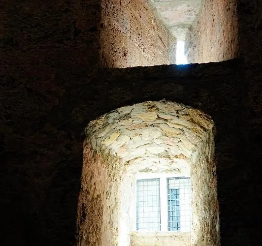 Abbazia Ss. Quirico E Giulitta Hotel